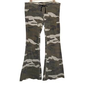 True Y2K Vintage Ultra Low Rise Green Camo Flare Sweatpants Medium Large